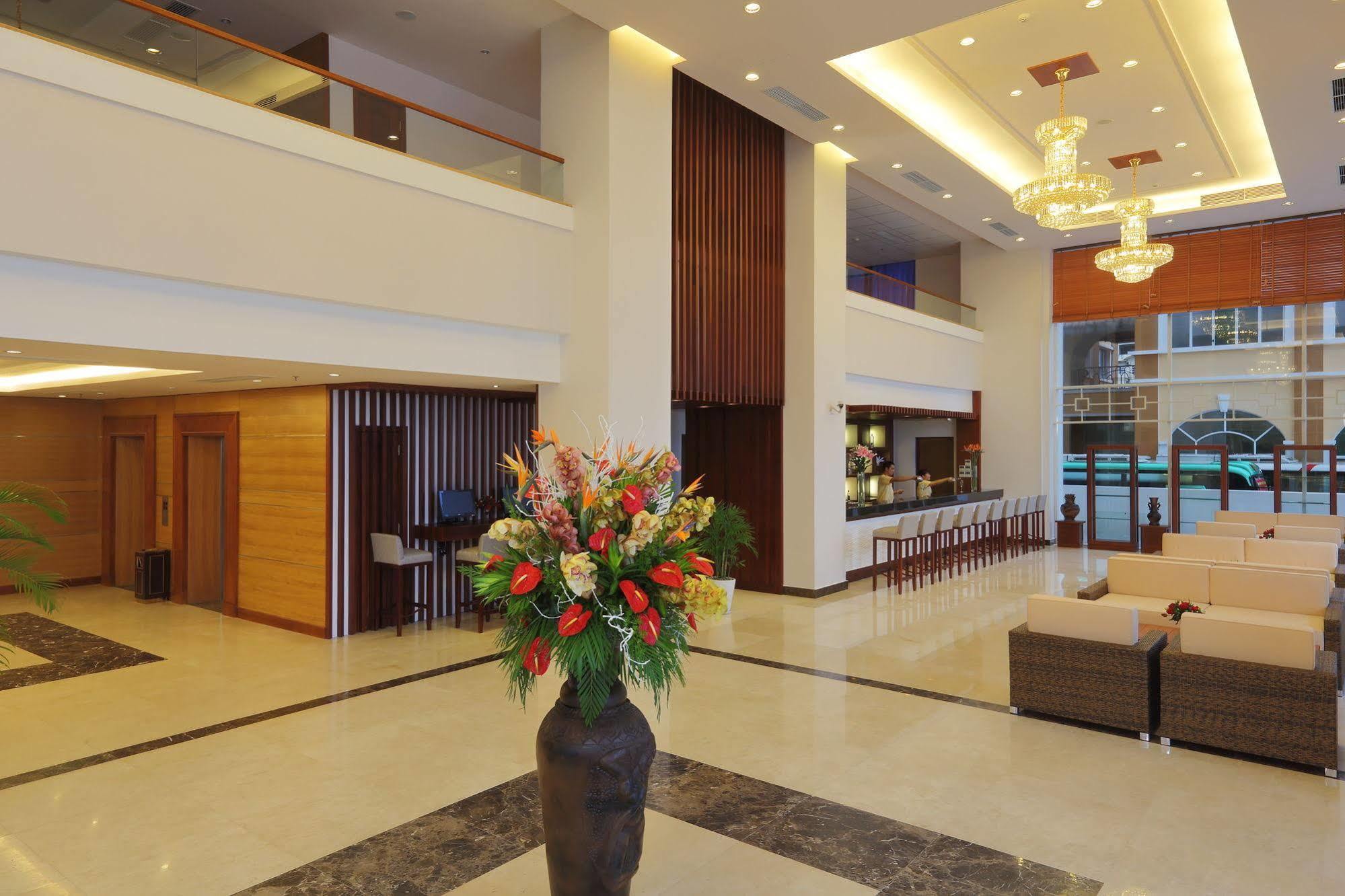 Vdb Nha Trang Hotel ภายนอก รูปภาพ